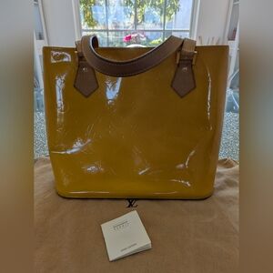 Authentic Louis Vuitton Vernis Houston